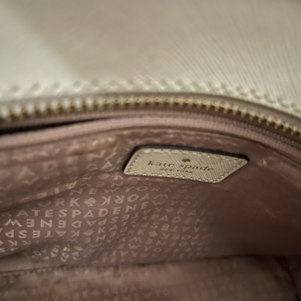 Excellent condition Kate Spade bag.